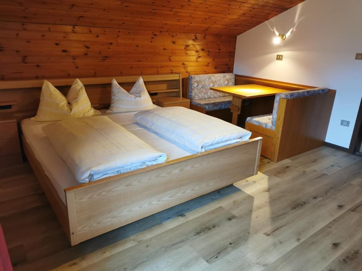 Apartments Steger Sand In Taufers 캄포투레스 외부 사진