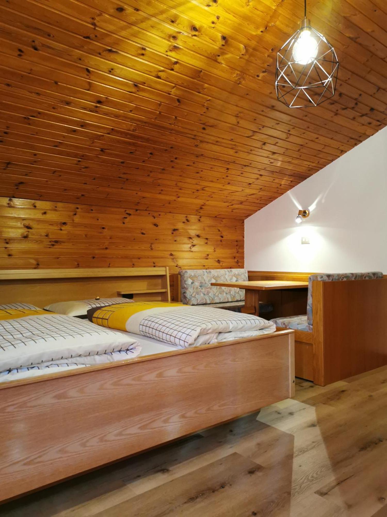 Apartments Steger Sand In Taufers 캄포투레스 외부 사진